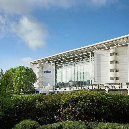 Hilton London Heathrow Airport Hotel Hillingdon Exterior photo