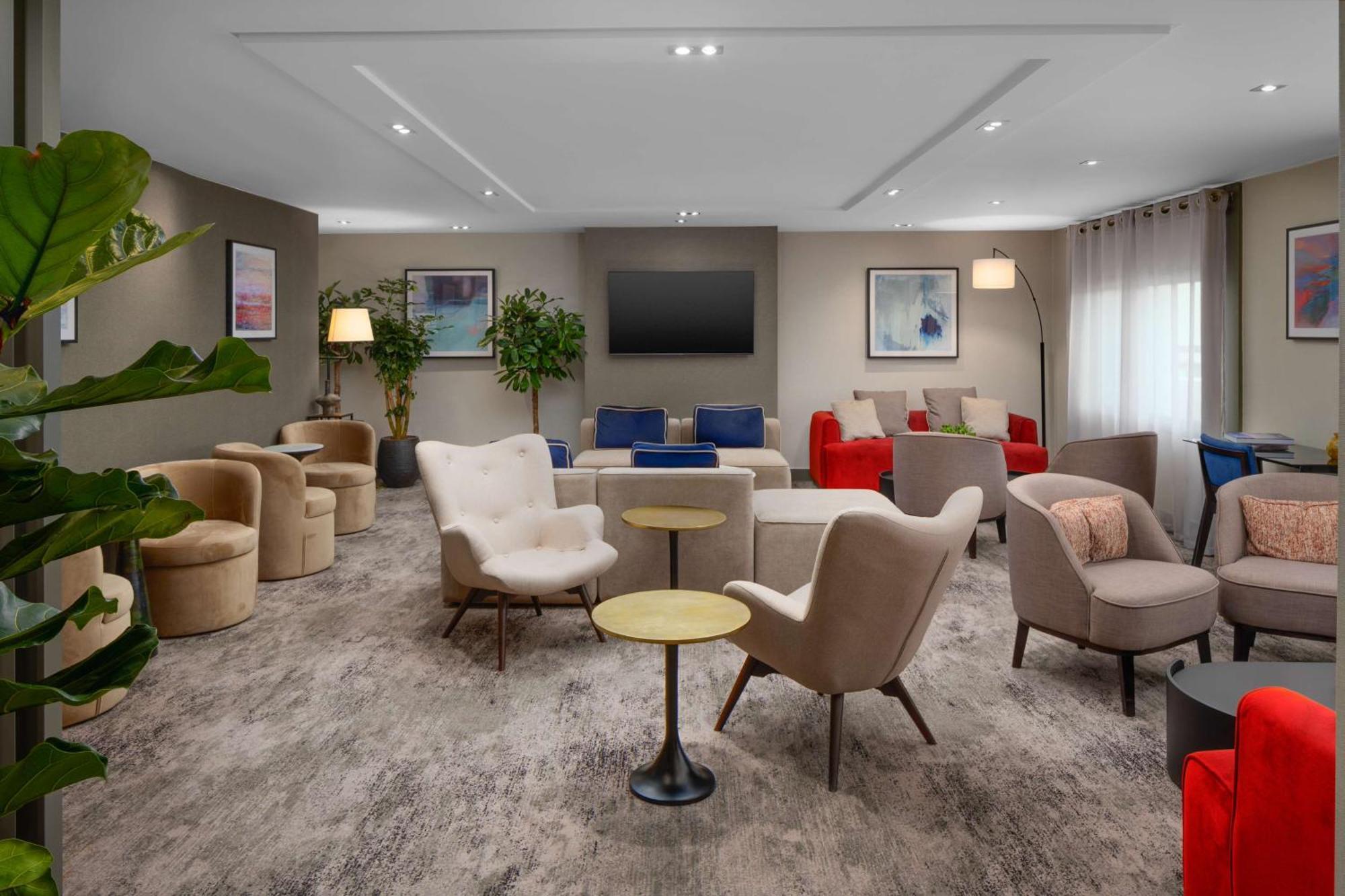 Hilton London Heathrow Airport Hotel Hillingdon Exterior photo